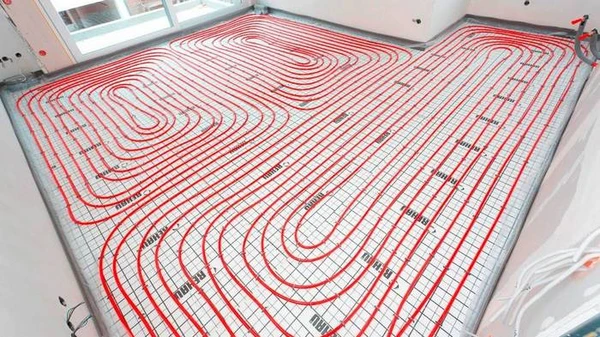 Πώς να δημιουργήσετε ένα ήσυχο μέρος με ελάχιστα χρήματα σε ένα παλιό διαμέρισμα